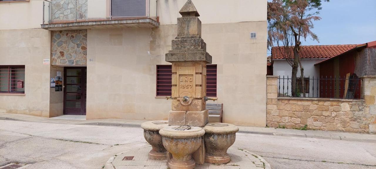 GolmayoVivienda Sierra De San Marcosアパートメント エクステリア 写真
